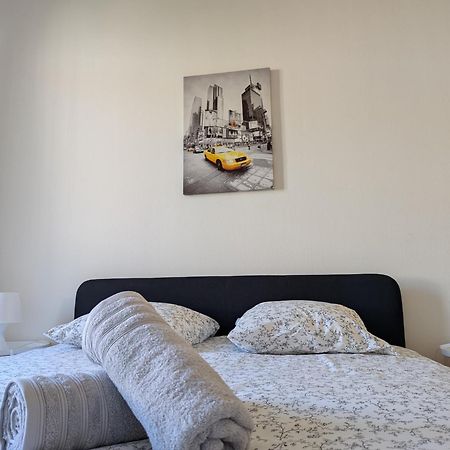 Le Mirage - Appartement 2 Chambres, Salon, Cuisine Equipee, Parking Et Wifi Gratuit Mulhouse Kültér fotó
